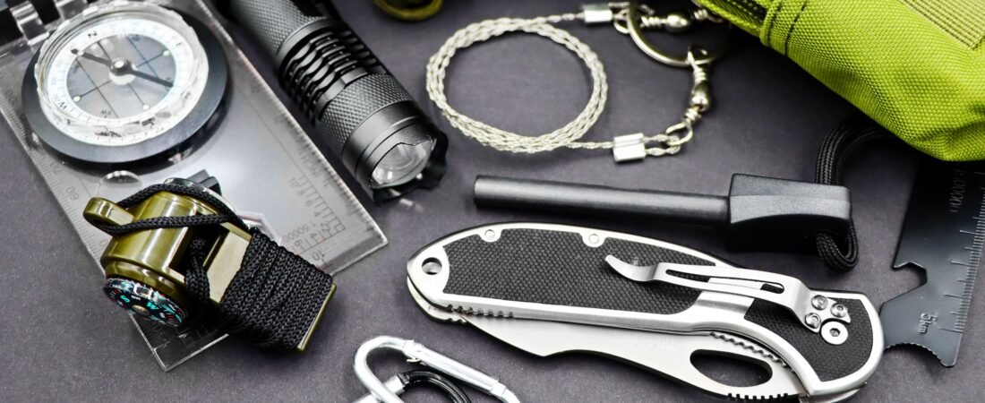Kit de Supervivencia + Primeros Auxilios + …